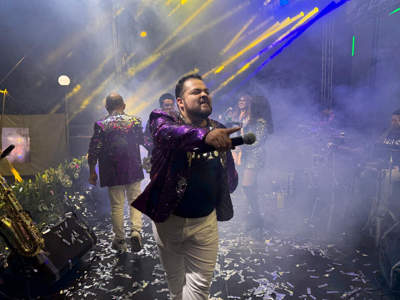 Grupo Prendido Show - momento 3